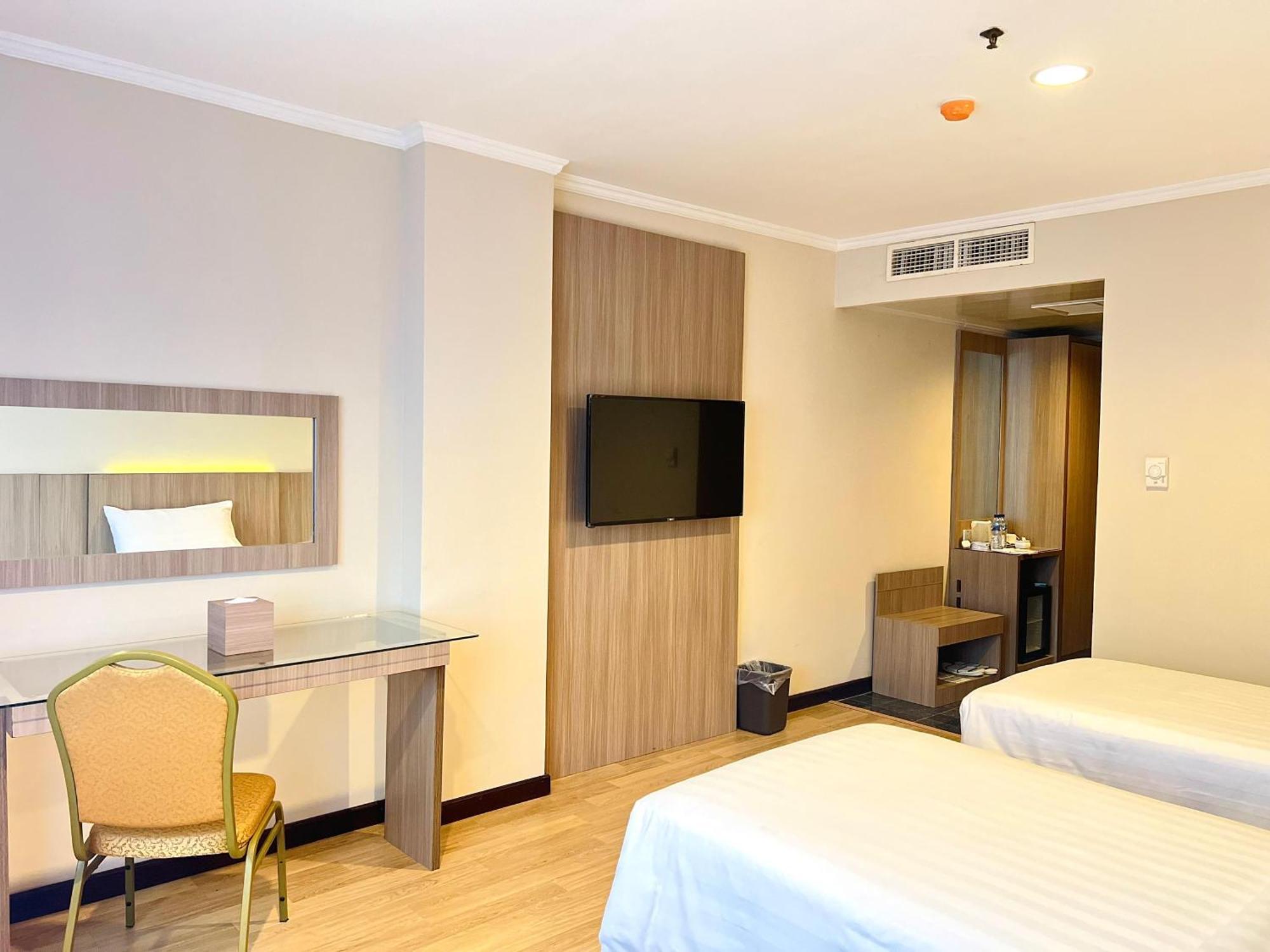 Royal Asia Hotel Palembang Exterior photo