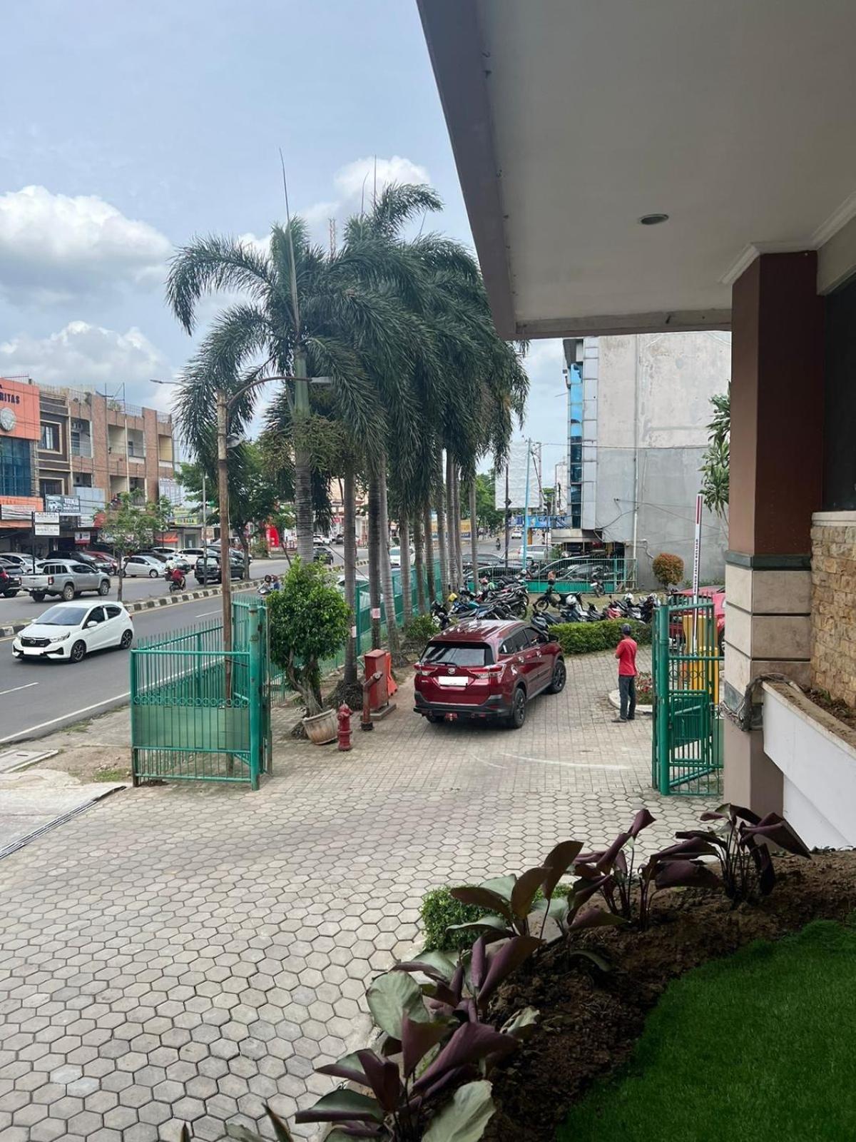 Royal Asia Hotel Palembang Exterior photo