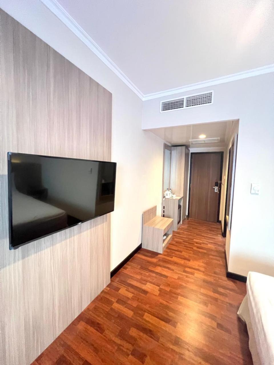 Royal Asia Hotel Palembang Exterior photo