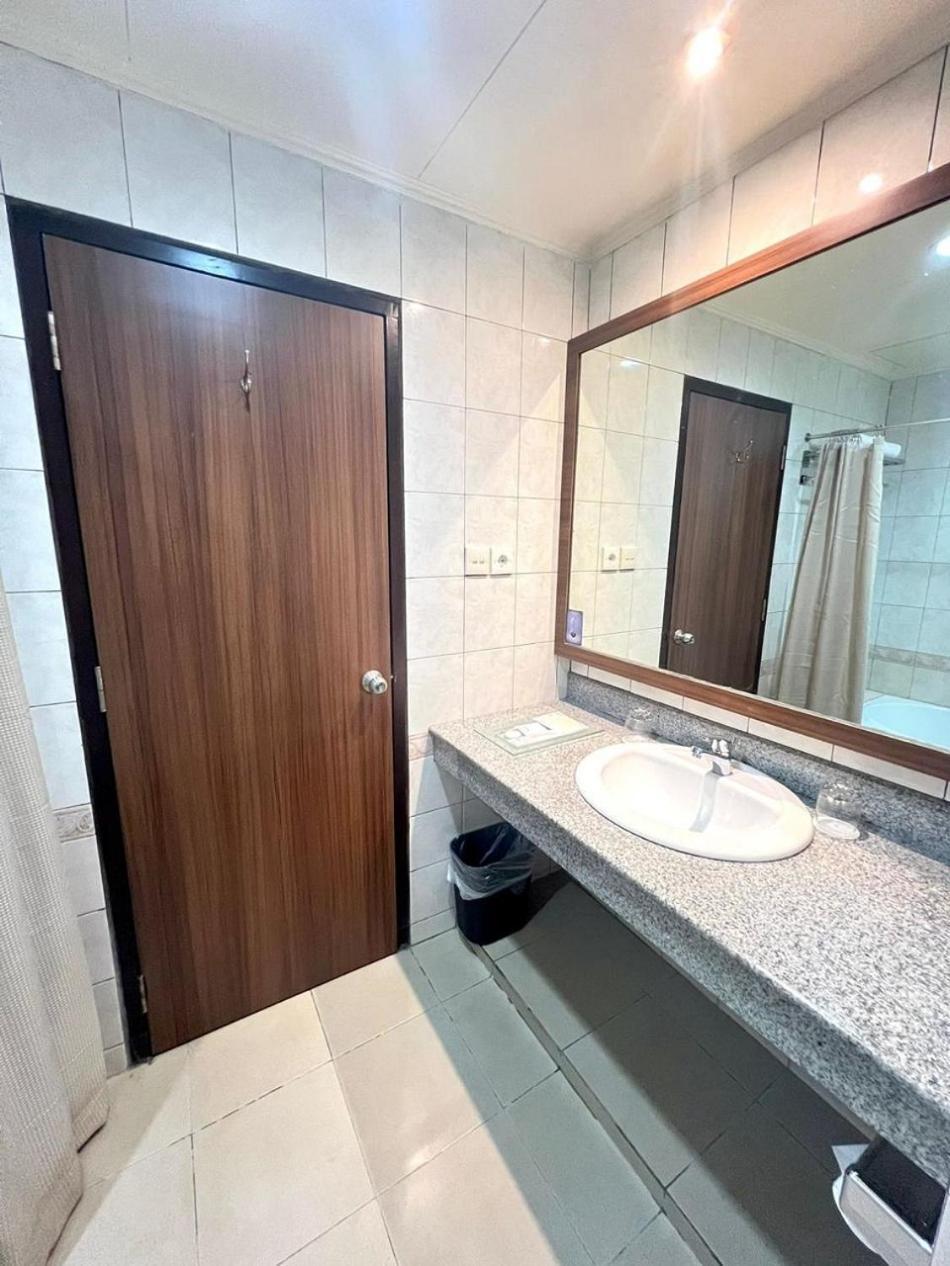 Royal Asia Hotel Palembang Exterior photo