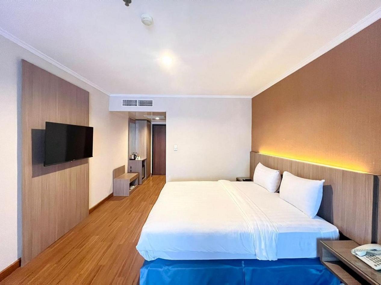 Royal Asia Hotel Palembang Exterior photo